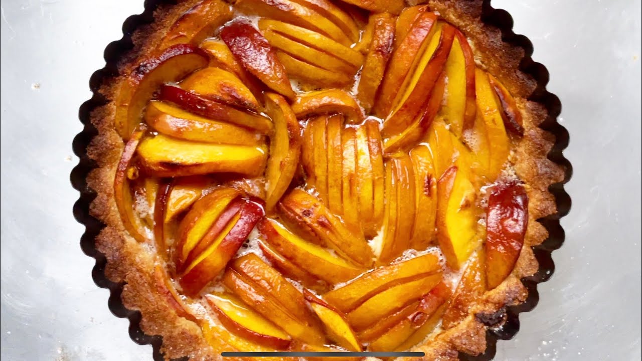Tarta de durazno y almendra
