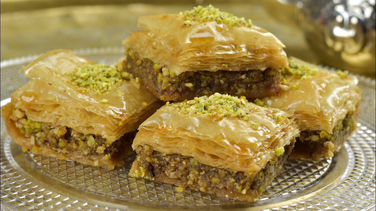 Tarta de nuez y pistachos