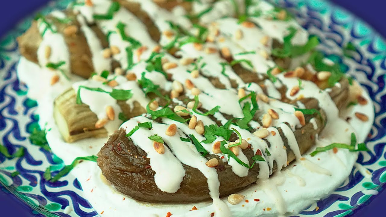 Berenjena con yogur y eneldo