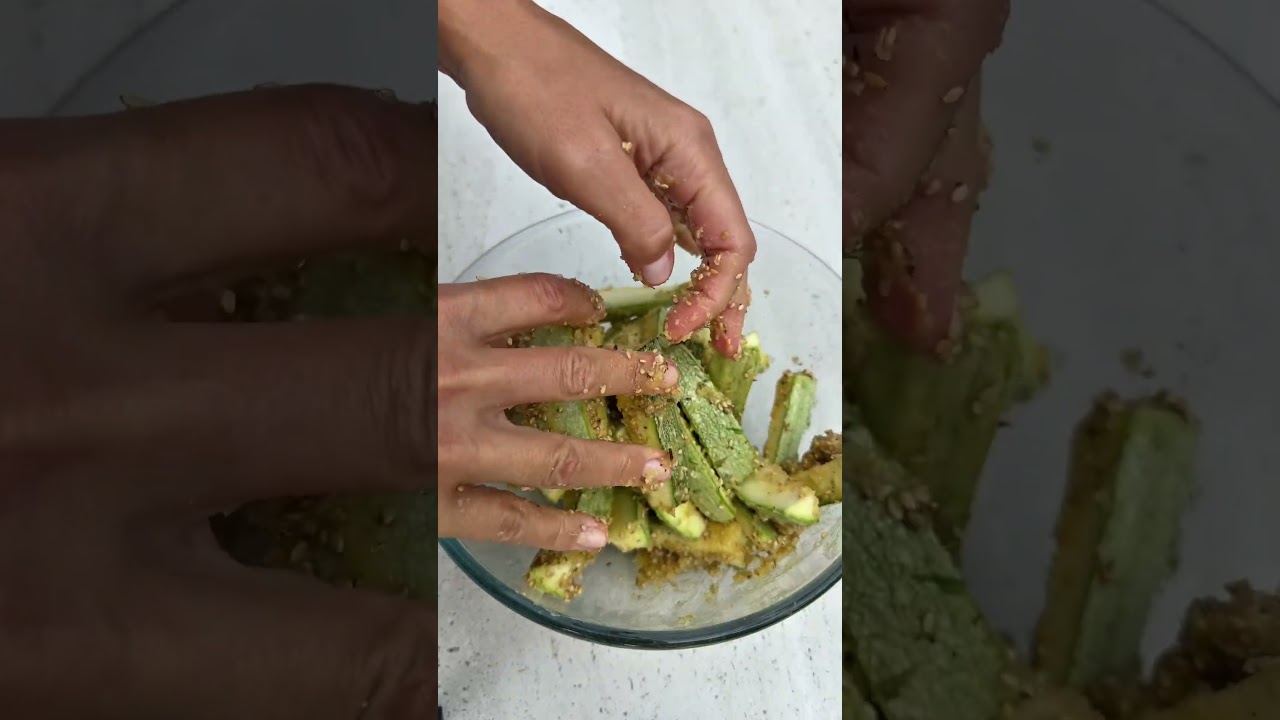 Calabacín con limón y sésamo