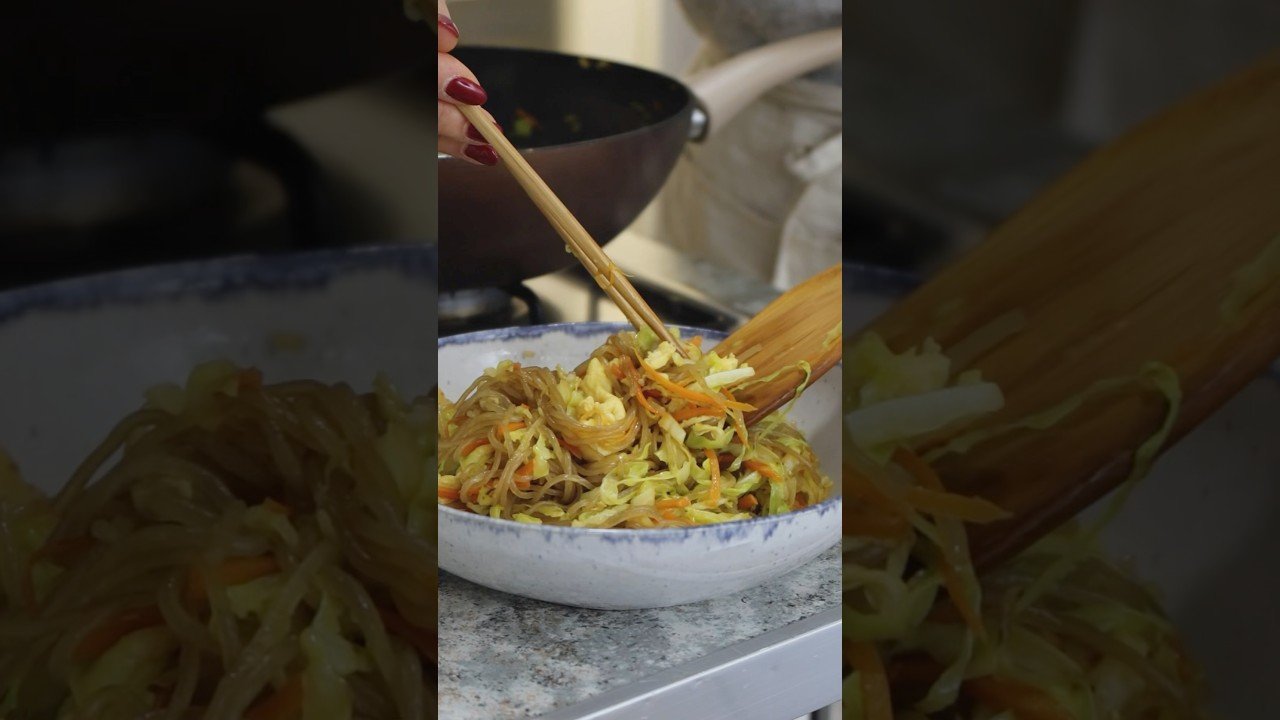 Col con sésamo tostado