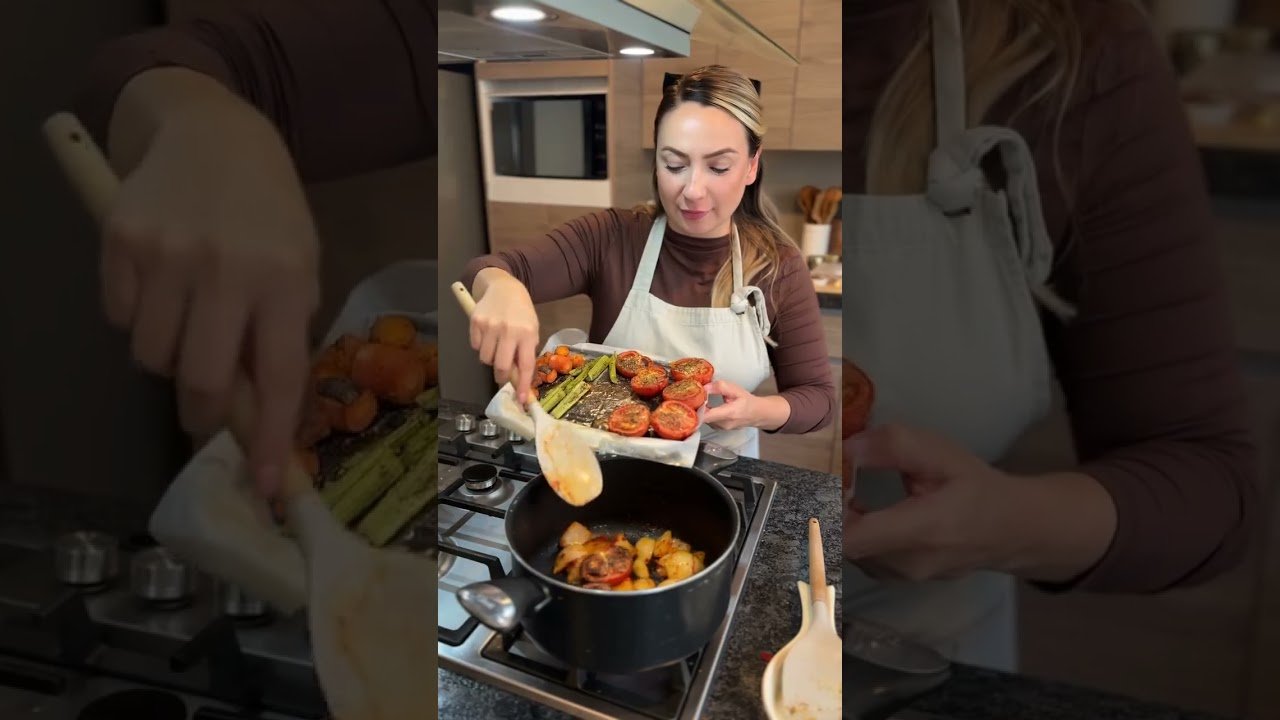 Crema de tomate con nata suave y pimienta