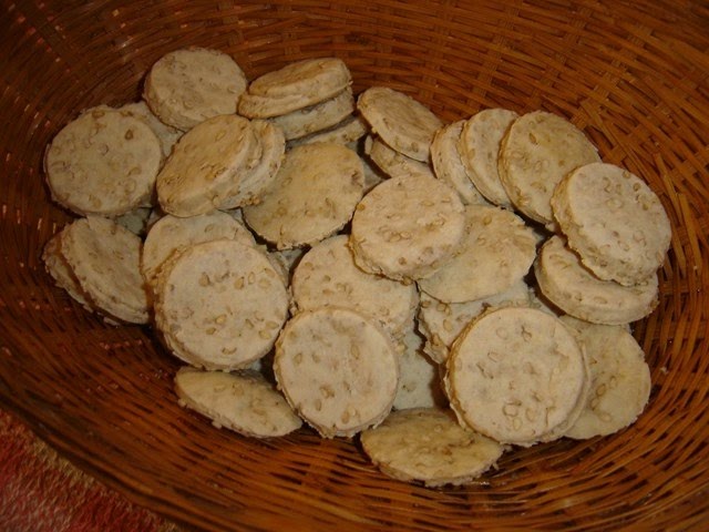 Galletas saladas de brócoli y sésamo