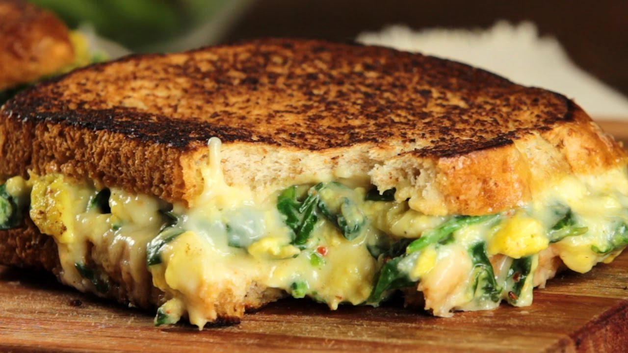 Sándwich de espinaca y ricota