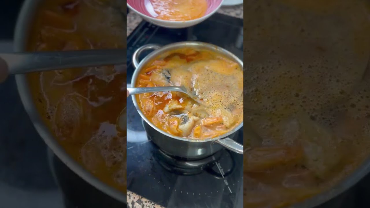 Sopa de pescado con hinojo y ralladura de limón