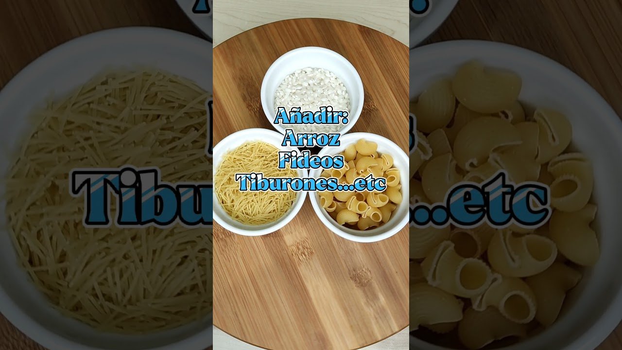 Sopa de pollo con garbanzos y limón