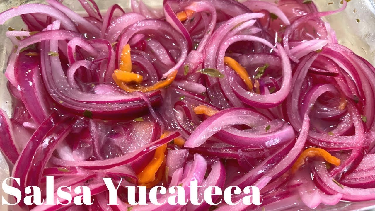 Salsa de habanero y cebolla morada