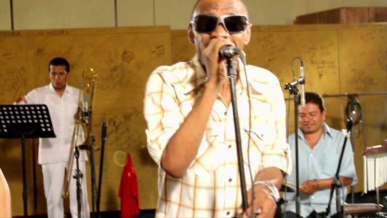 Salsa de inspiración criolla