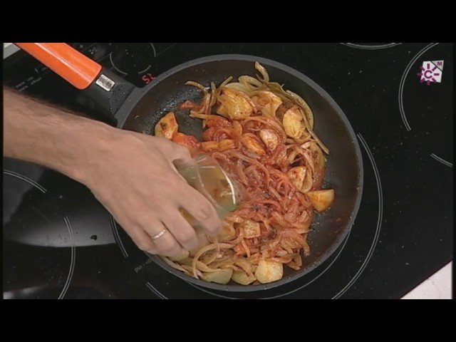 Salsa de tomate asado con vino tinto