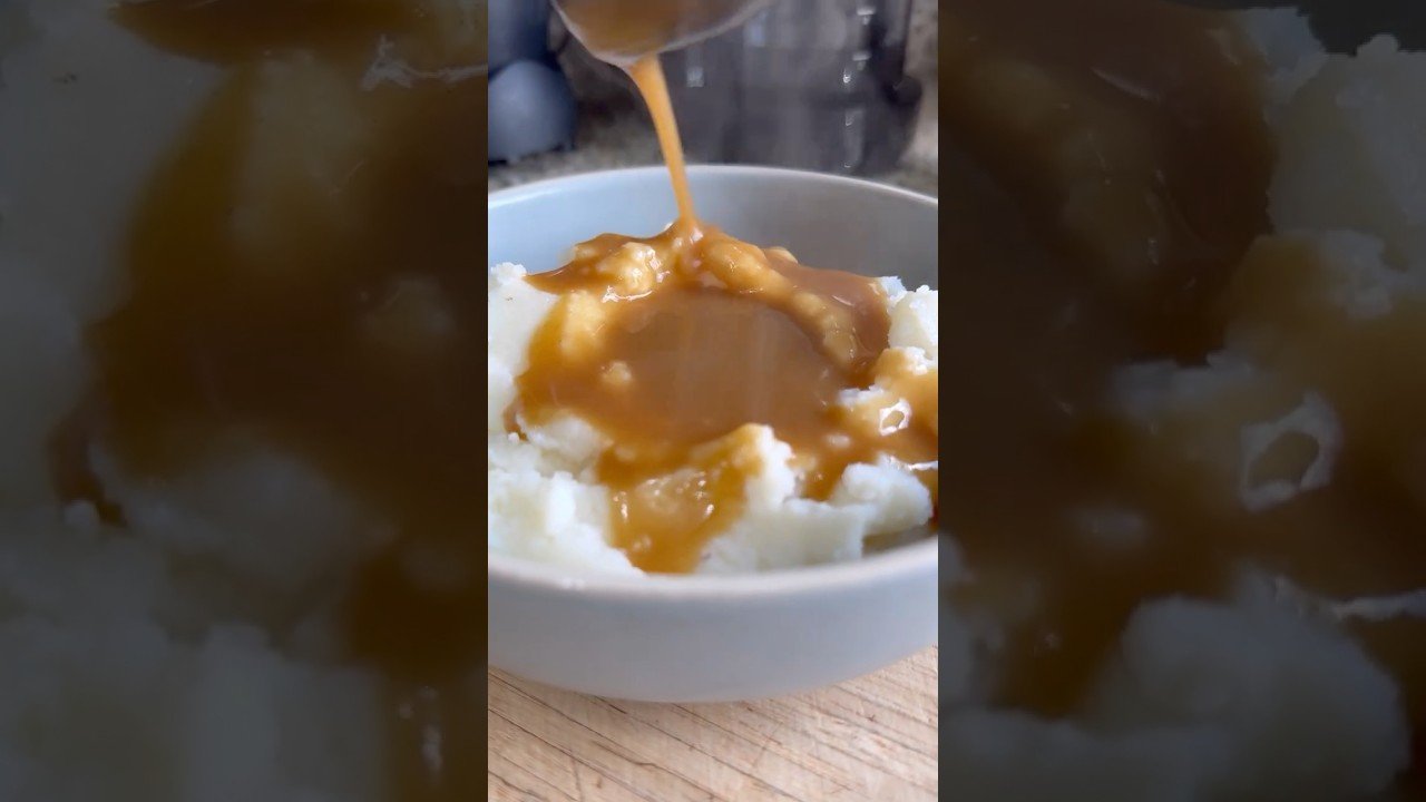 Salsa gravy con mantequilla y harina tostada