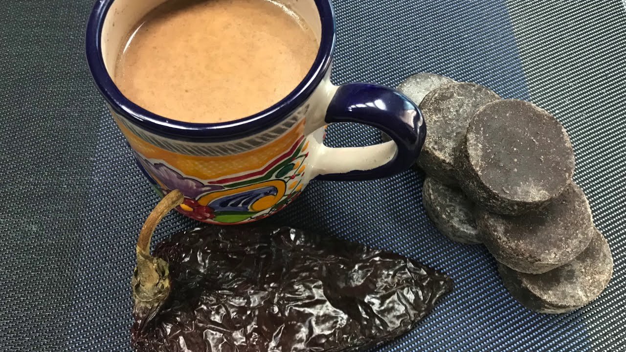 Salsa internacional de cacao y chiles