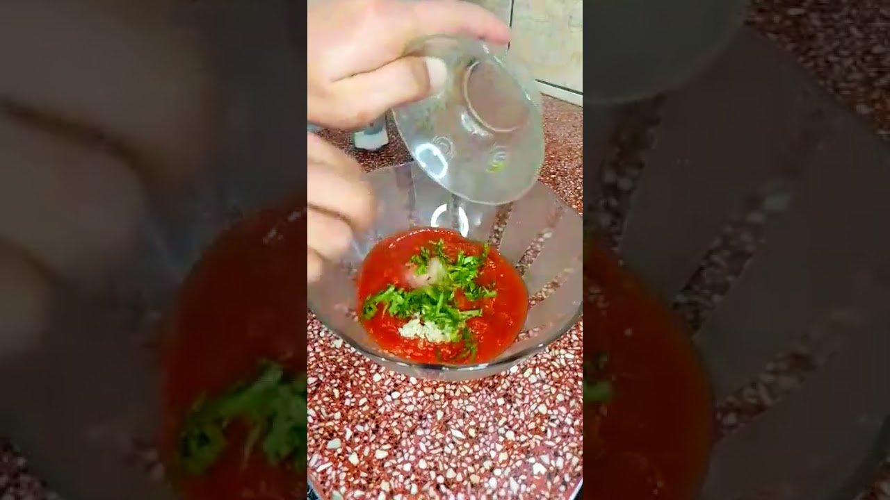 Salsa para pizzas con albahaca