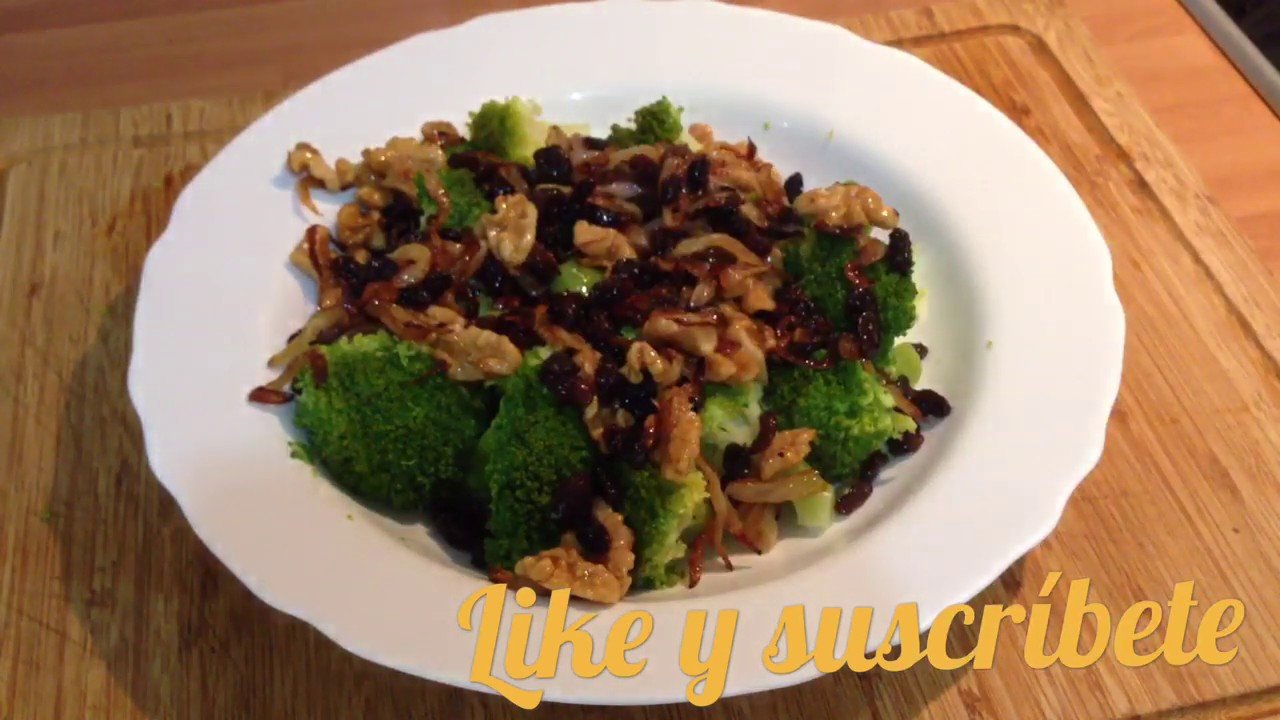 ensalada de brócoli y nueces