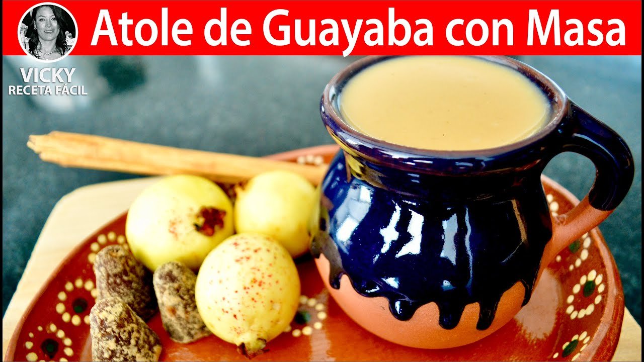 Atole de guayaba con masa