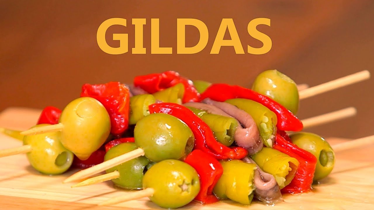 Bandérillas de aceituna anchoa y pimiento