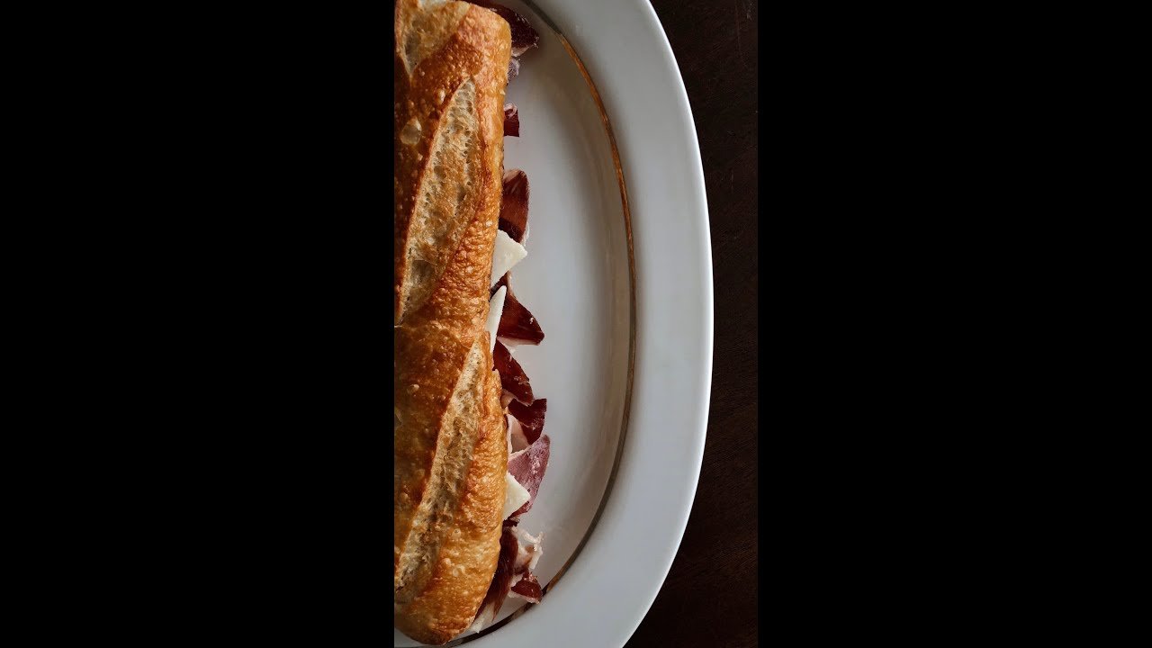 Bocadillo de jamón ibérico