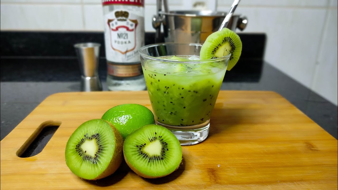 Caipirinha de kiwi