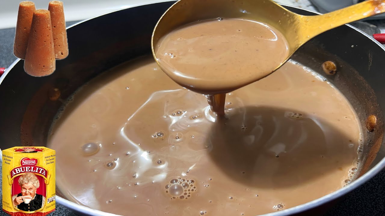 Champurrado tradicional mexicano