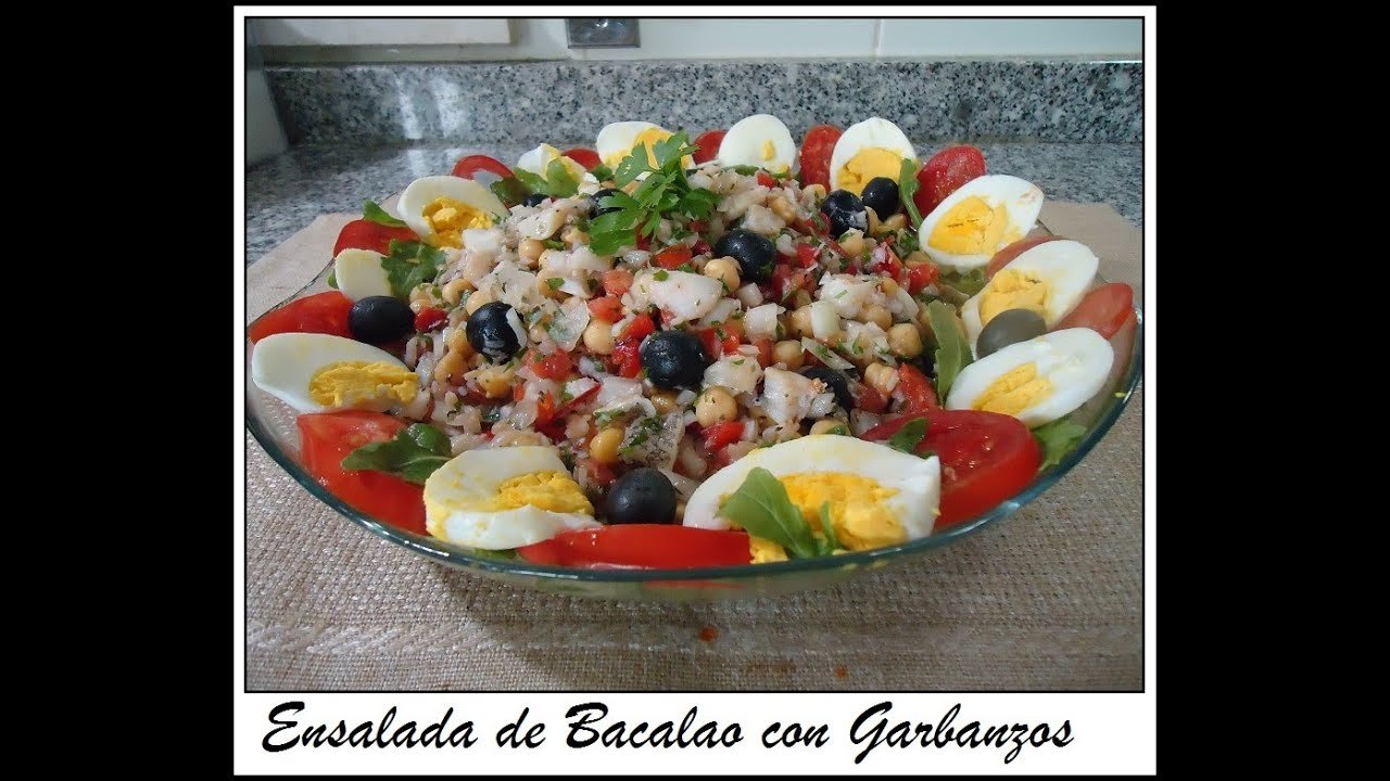Ensalada de bacalao con garbanzos