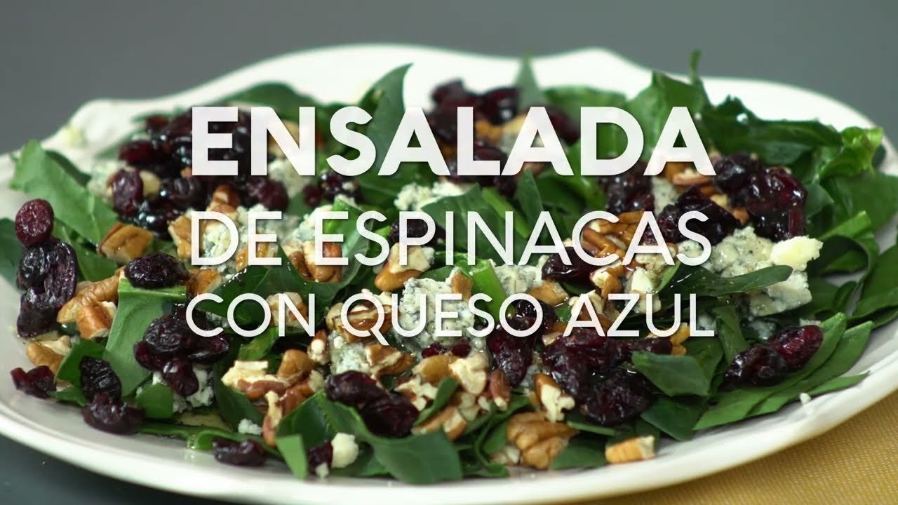 Ensalada de espinacas con nueces y queso azul