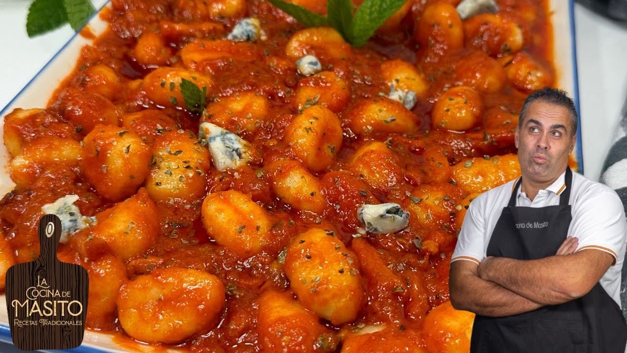 Gnocchi con salsa de tomate