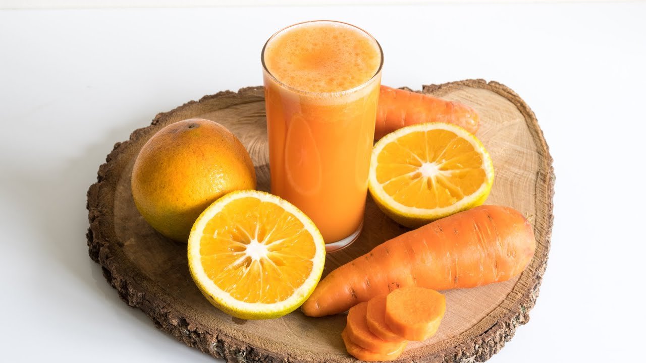 Jugo de naranja zanahoria y jengibre