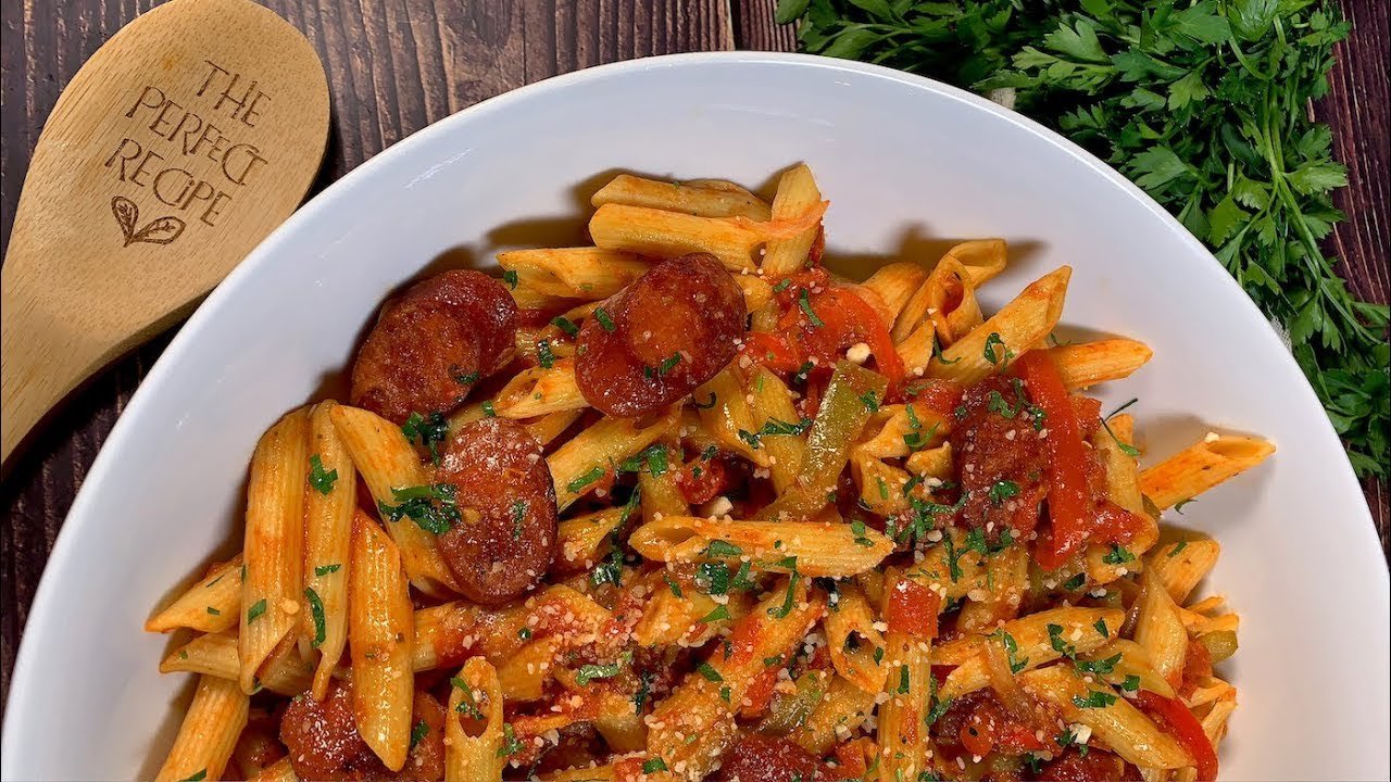 Pasta con salchicha