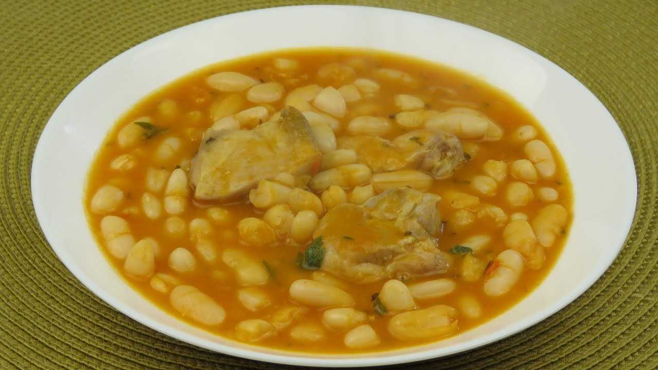 Receta de Alubias blancas con pollo