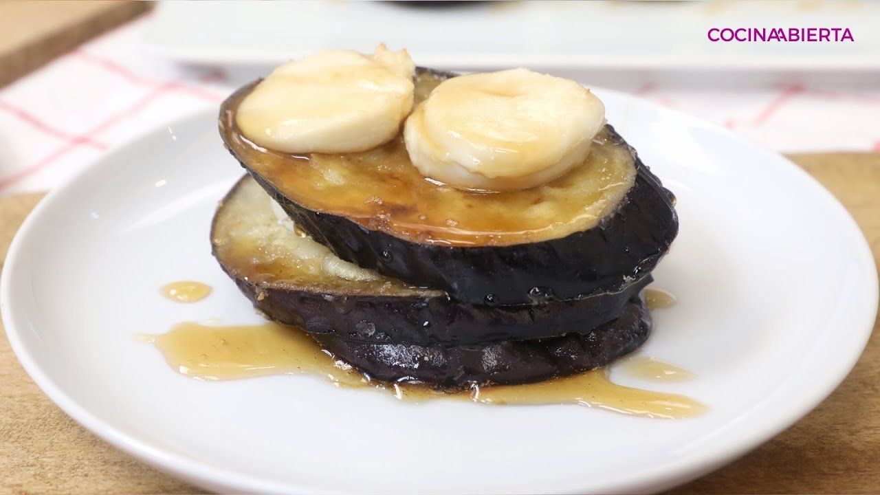 Receta de Berenjenas asadas con queso de cabra y miel