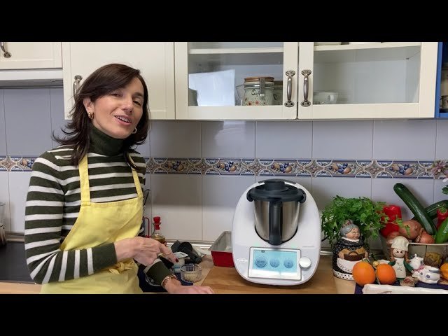 Receta de Bizcocho de naranja y chocolate en Thermomix