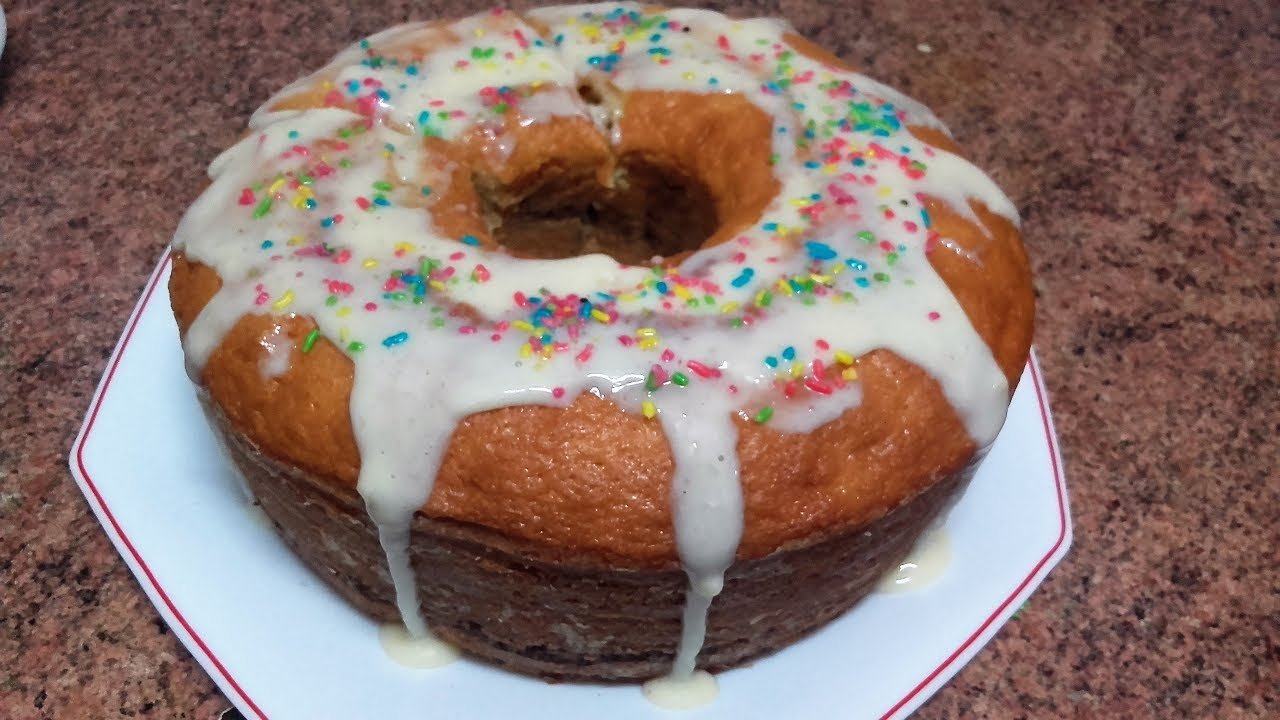 Receta de Bizcocho relleno de yogur