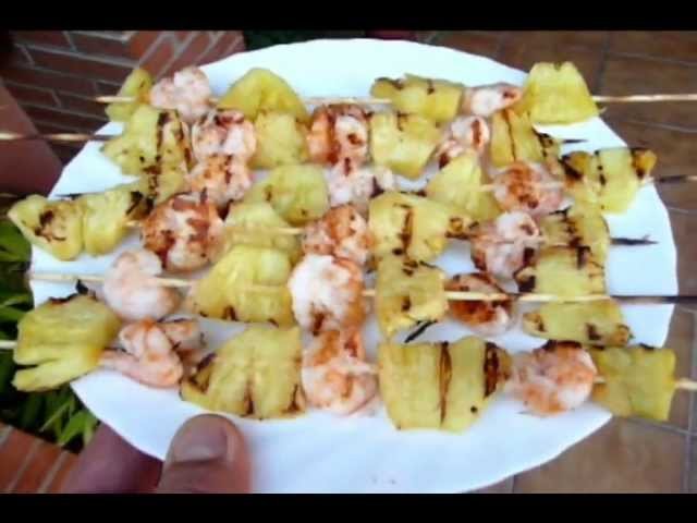 Receta de Brochetas de langostinos y piña