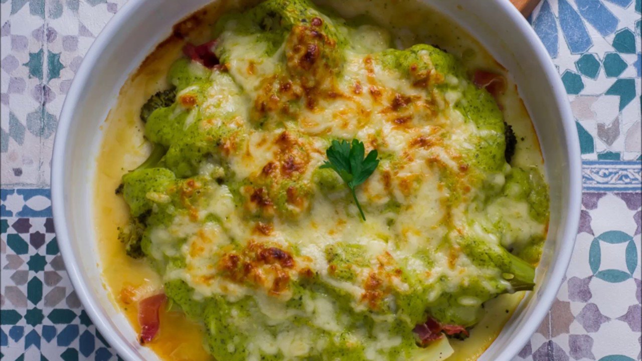 Receta de Brócoli gratinado con bechamel de calabacín