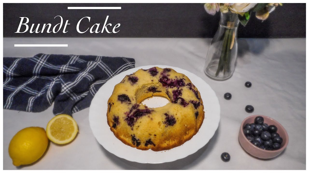 Receta de Bundt cake de limón y arándanos