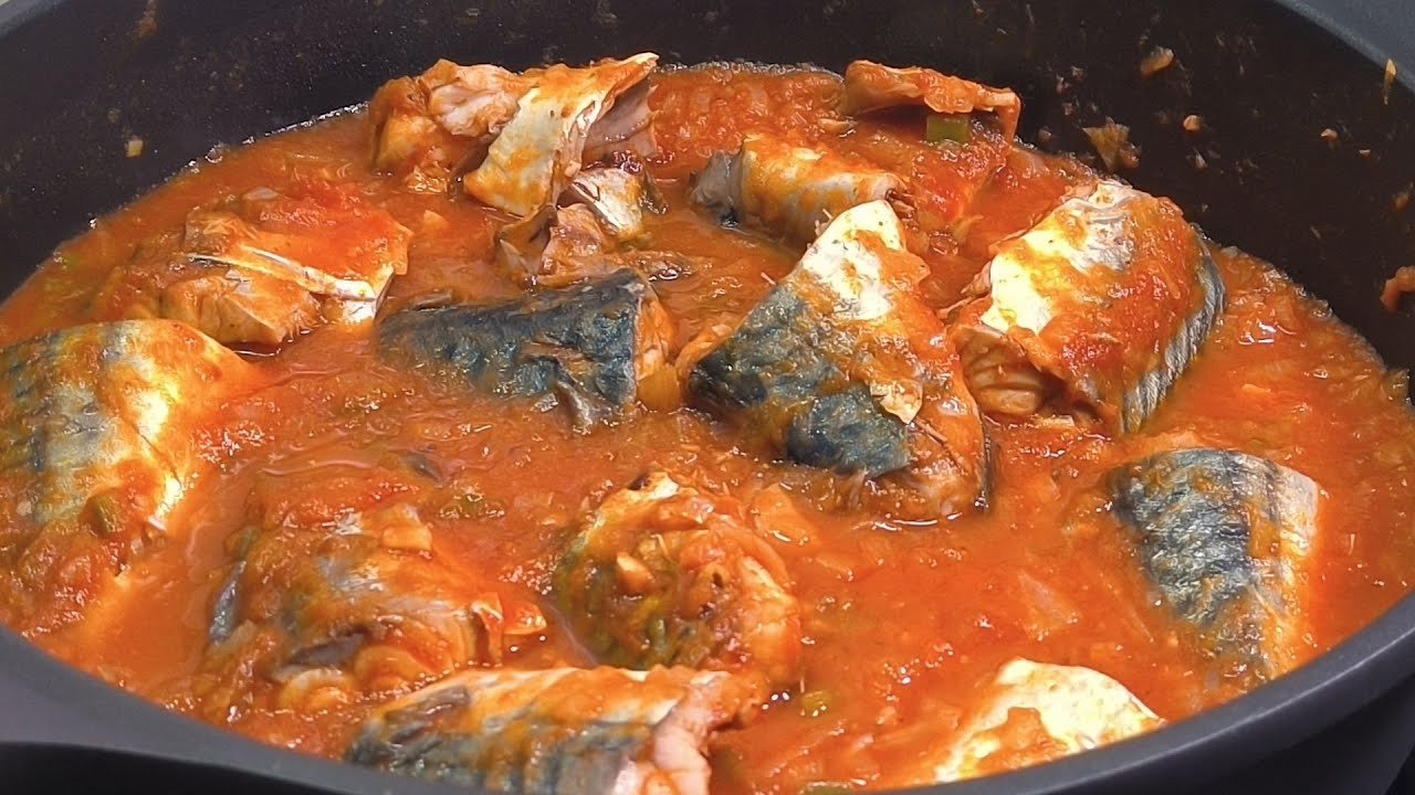 Receta de Caballas en salsa de tomate
