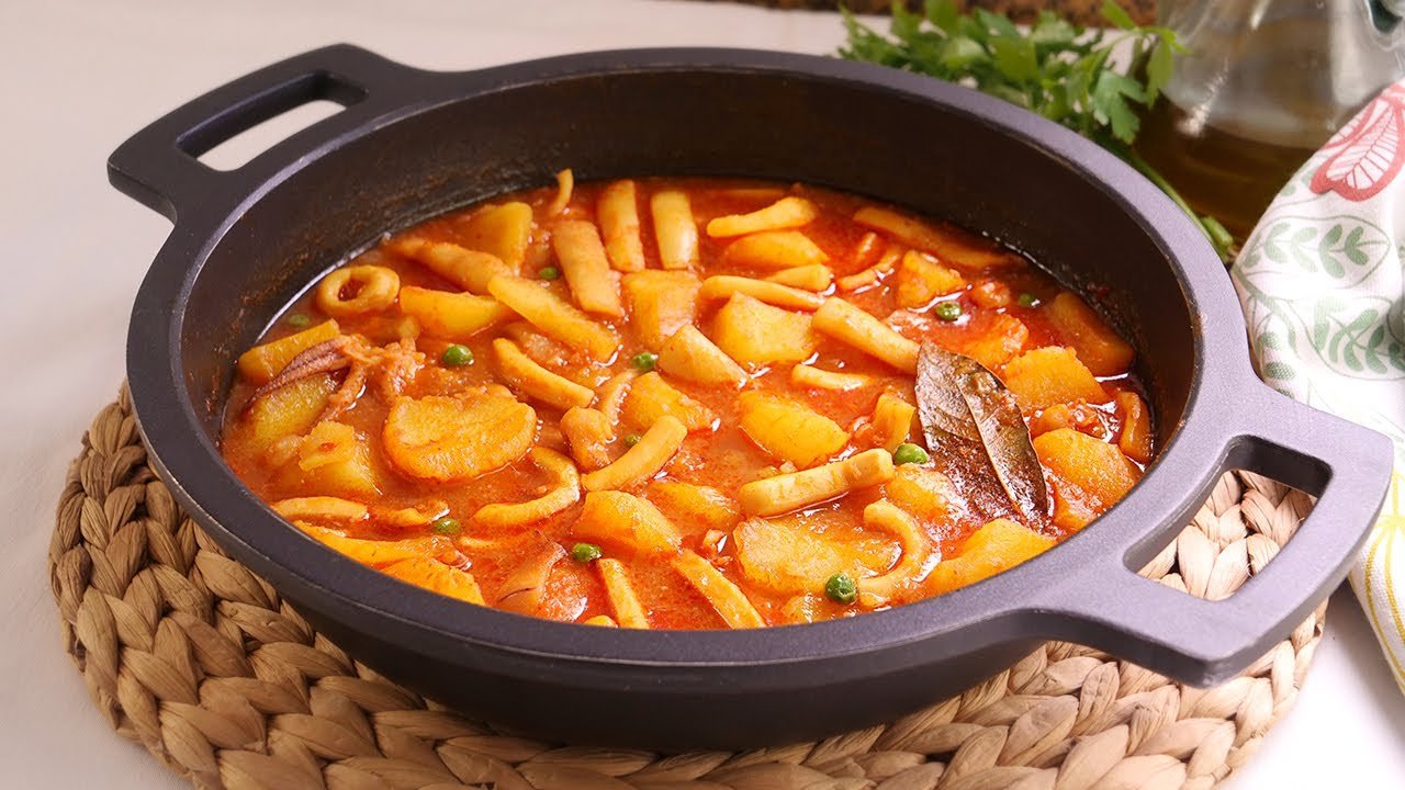 Receta de Calamares en salsa con patatas