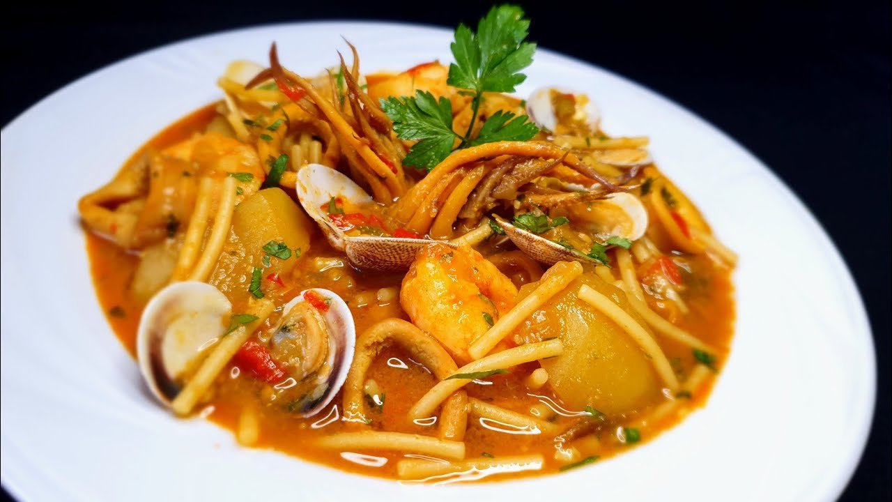 Receta de Cazuela de fideos con carne y marisco