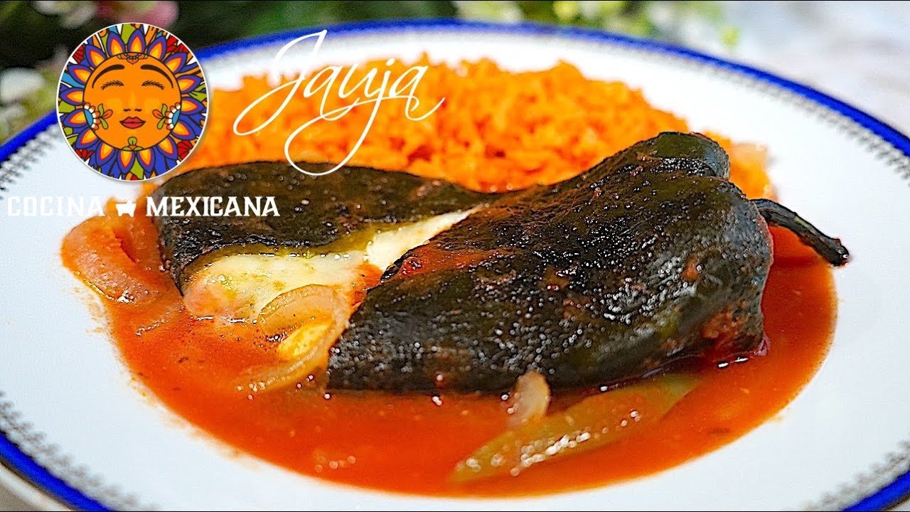 Receta de Chiles rellenos de queso panela sin capear