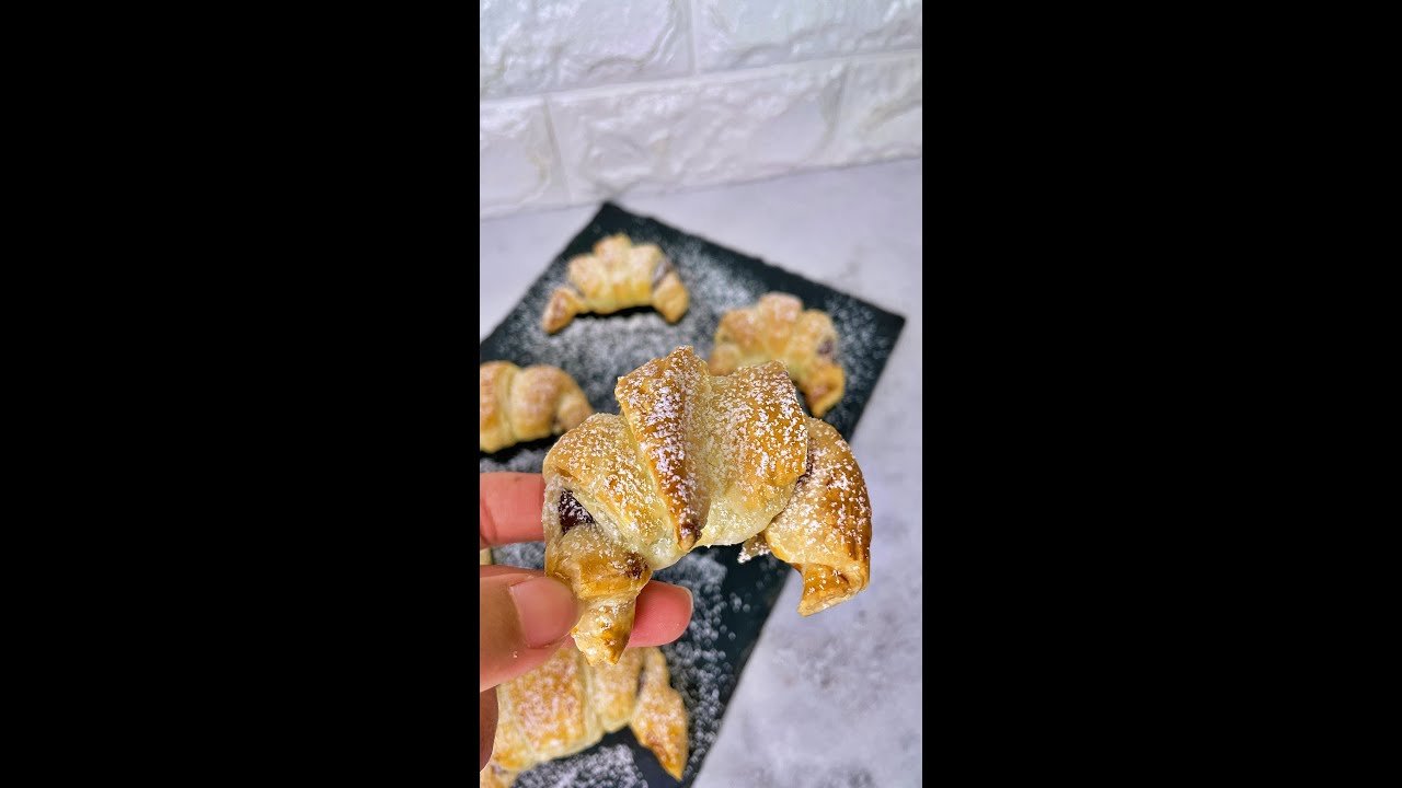 Receta de Croissants rellenos de Kinder Chocolate