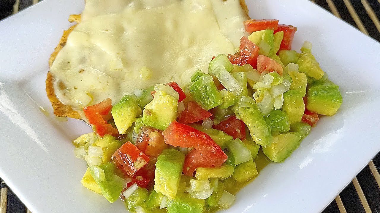 Receta de Ensalada de aguacate y tomate