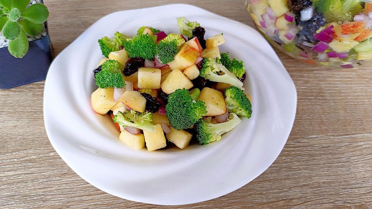 Receta de Ensalada de brócoli y zanahoria con manzana