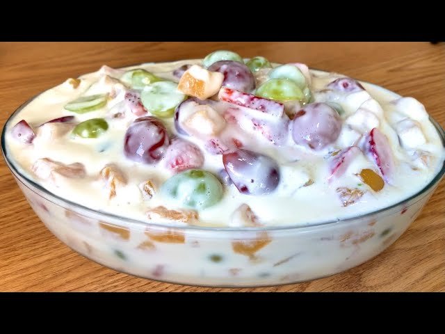Receta de Ensalada de frutas con crema de leche y leche condensada