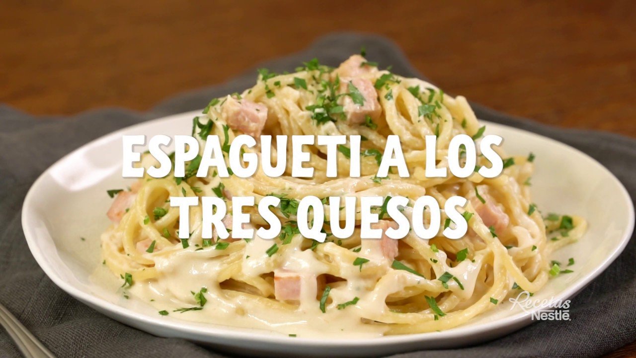 Receta de Fettuccine en salsa de tres quesos
