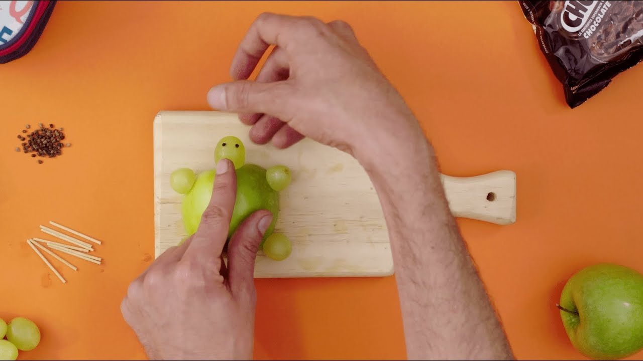 Receta de Figuras con frutas para niños