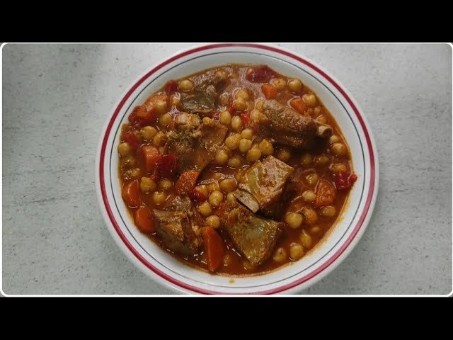 Receta de Garbanzos con costillas adobadas