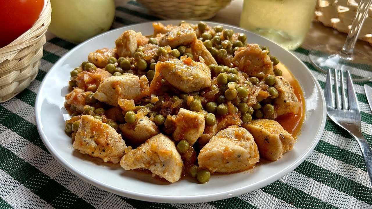 Receta de Guisantes salteados con pollo y tomate