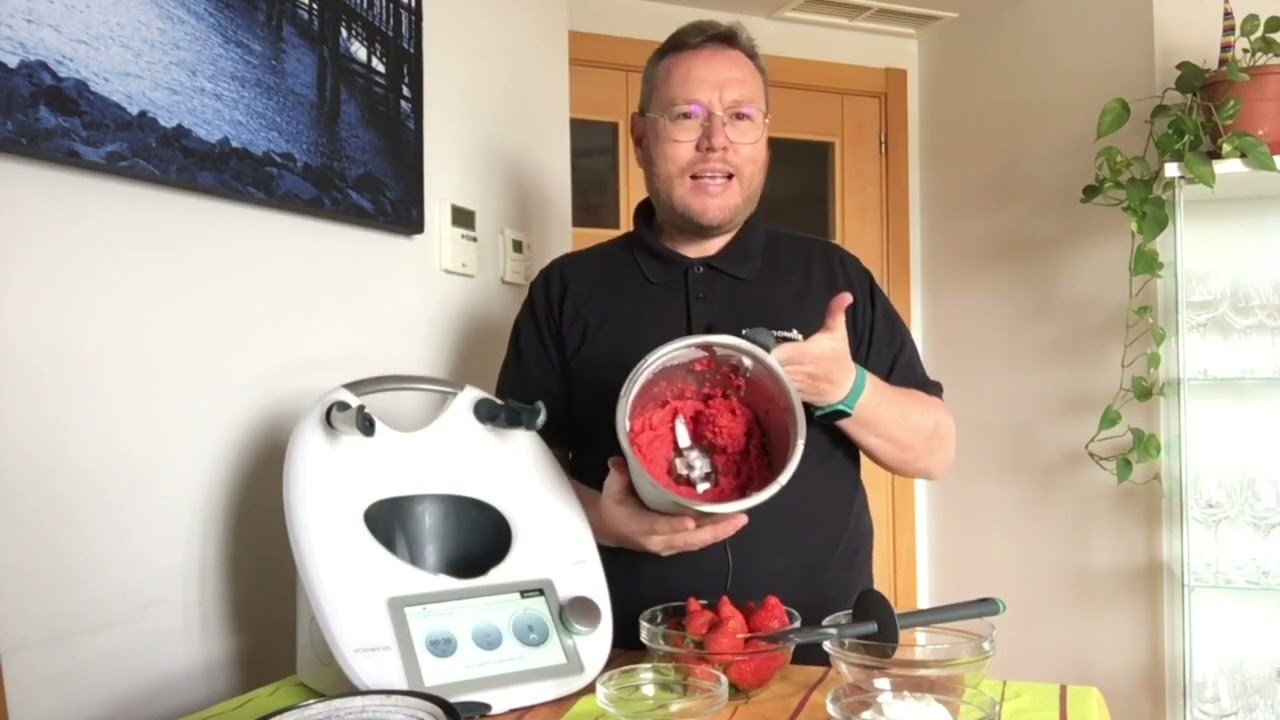Receta de Helado de yogur y fruta con Thermomix