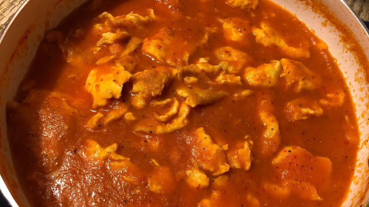 Receta de Huevo en salsa roja