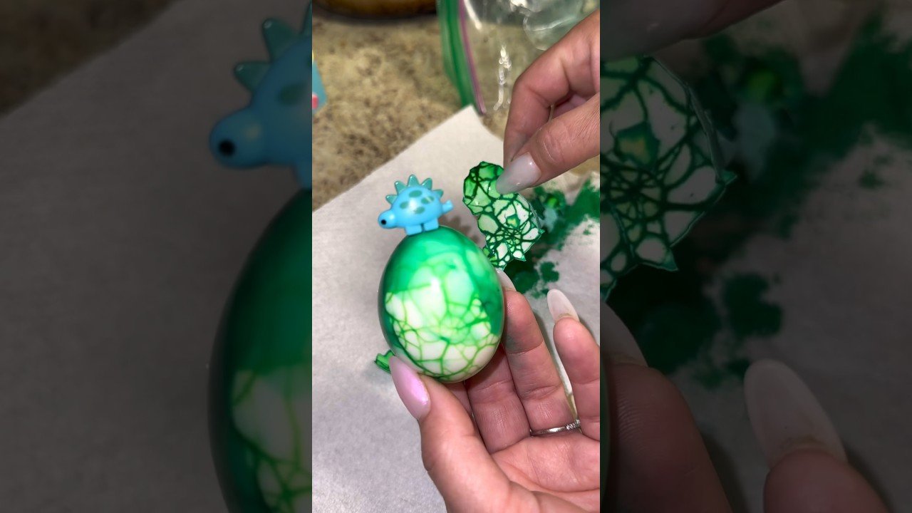 Receta de Huevos pintados de dinosaurio