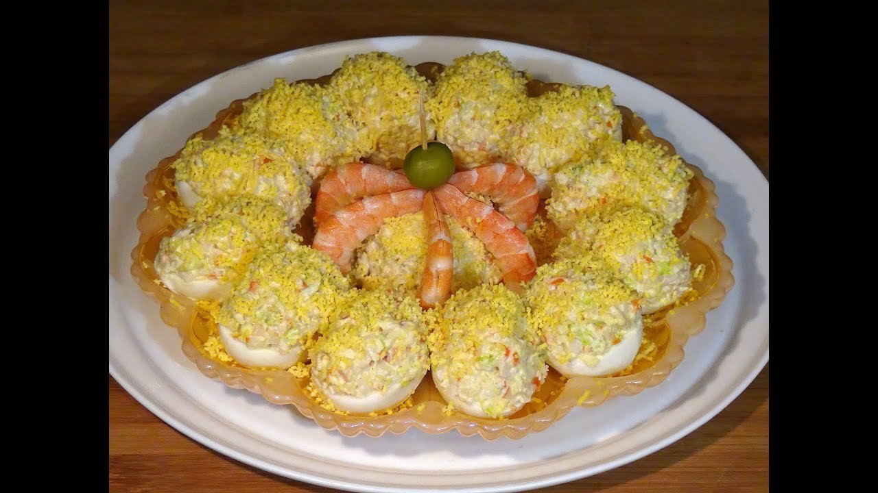 Receta de Huevos rellenos de marisco
